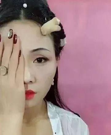 吃瓜化妆刷,揭秘美妆界的神奇工具