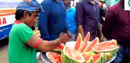 临沂吃瓜小伙,揭秘当地特色美食背后的故事