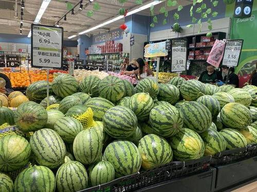 无锡太太吃瓜视频,揭秘网络热议背后的真相